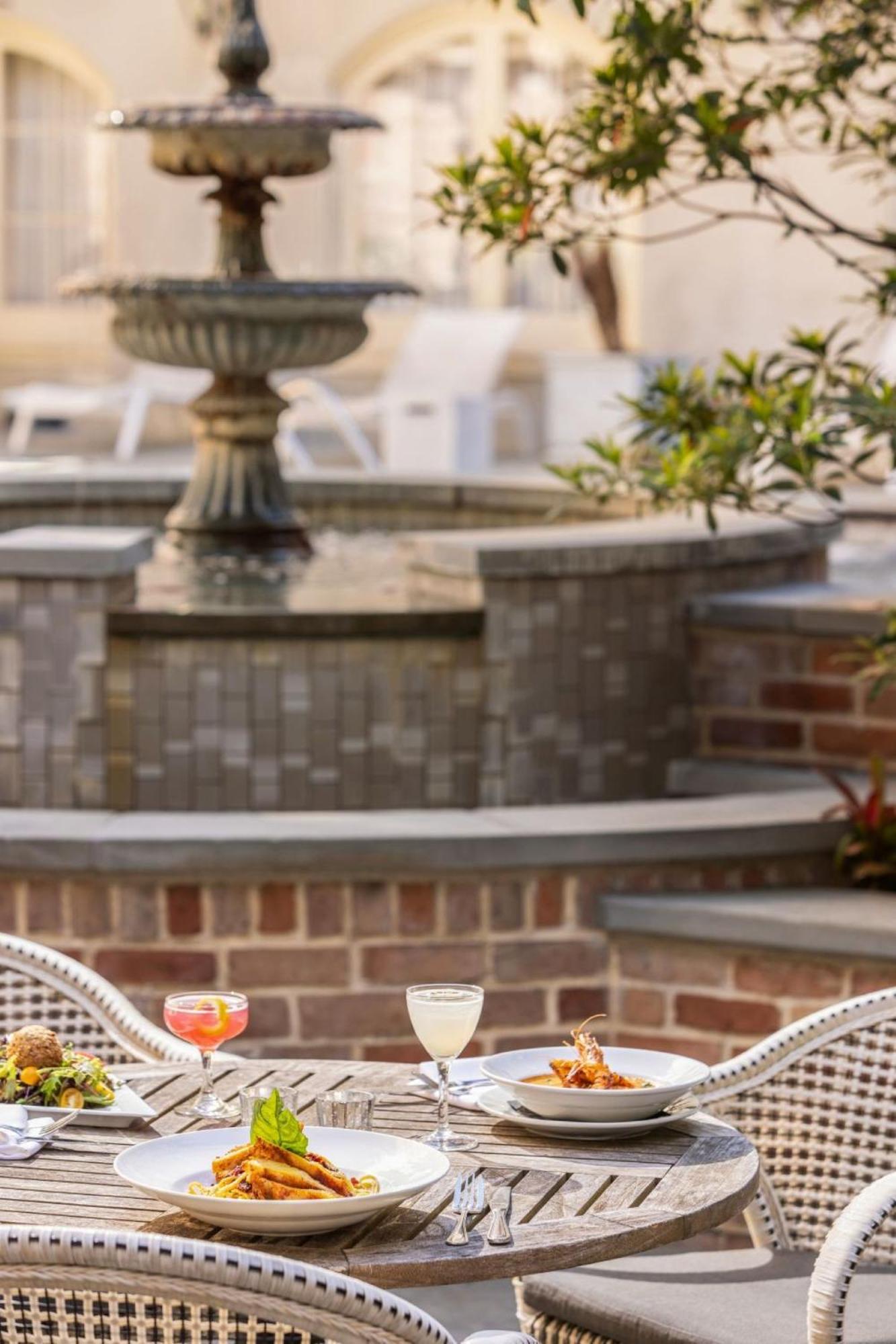 Maison Dupuy Hotel New Orleans Bagian luar foto